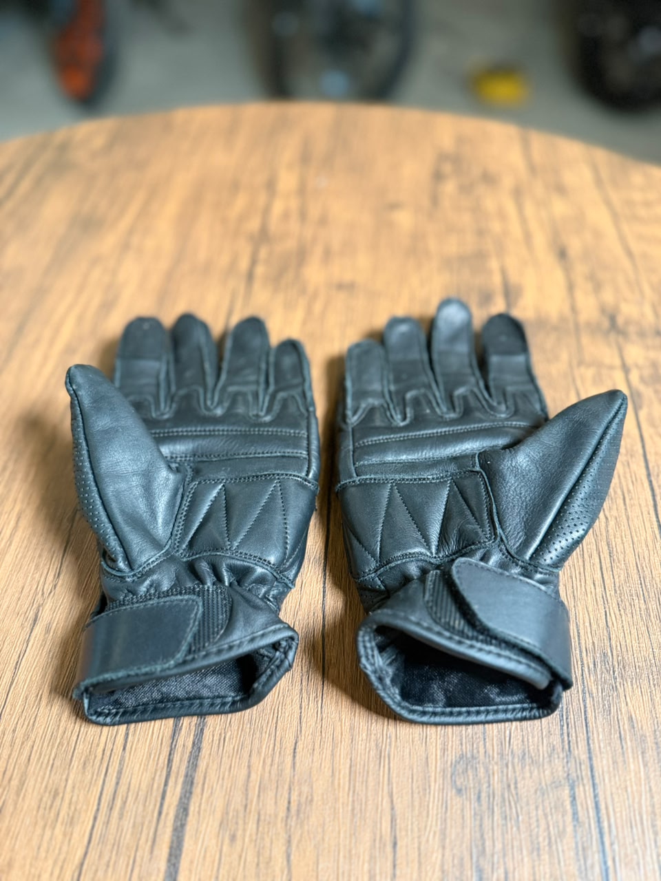 Riders Choice Leather Riding Gloves Black (Size Available: Small/Medium/Large)
