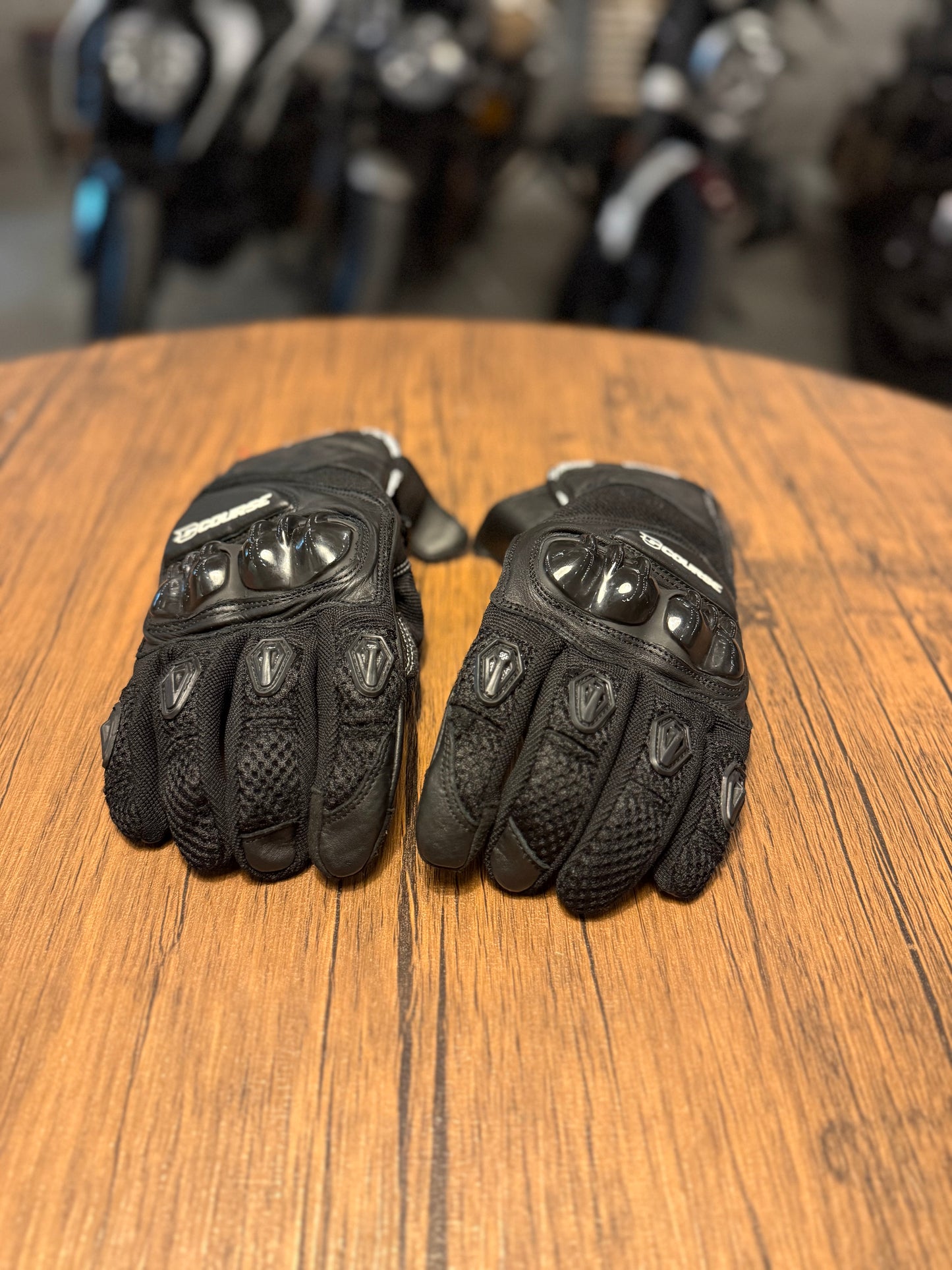 Course Rapid Motorcycle Gloves Black (Size: Large)