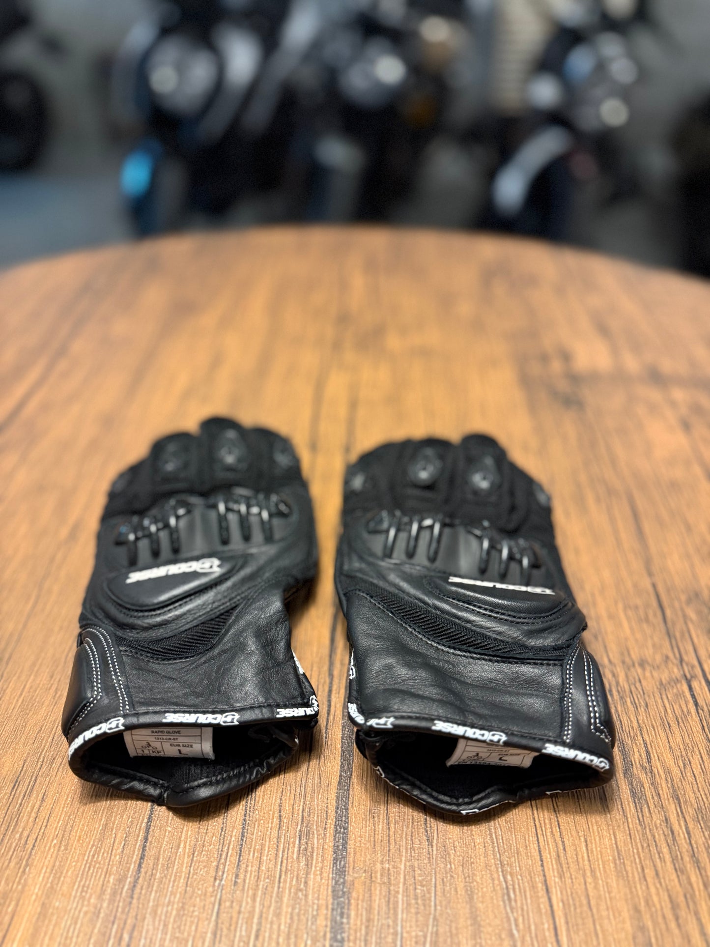 Course Rapid Motorcycle Gloves Black (Size: Large)