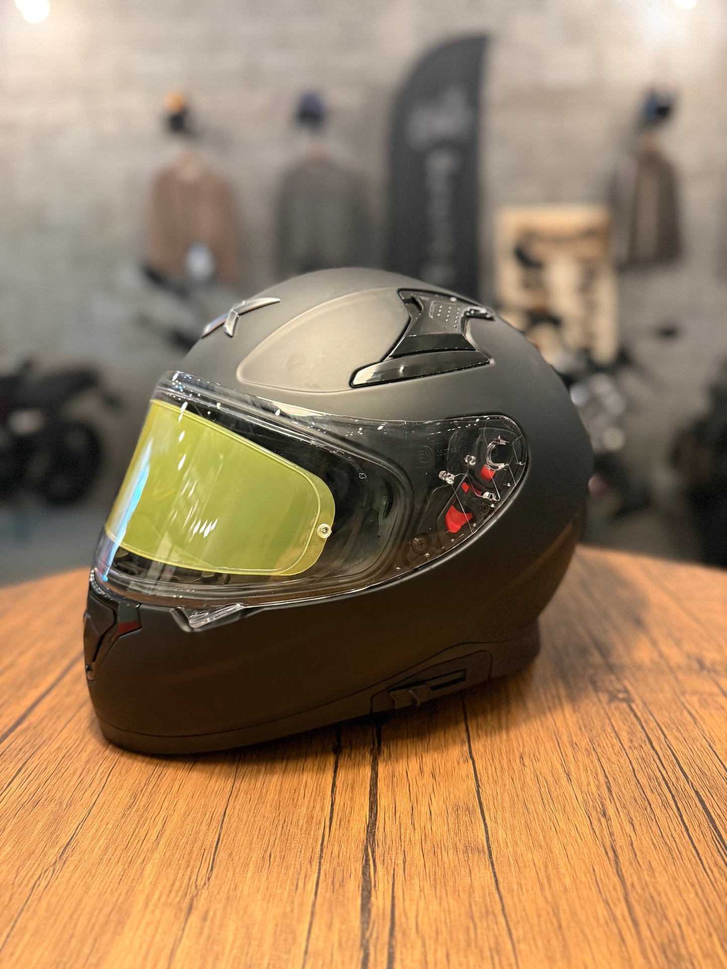 Axor Apex DVS Sun Visor Pinlock Included Motorcycle Helmet Matte Black (Size: Small)