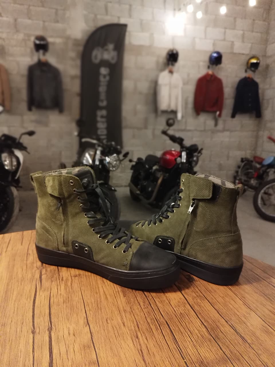 Falco Lennox 3 perforated Motorcycle Shoes Green (Size:45)