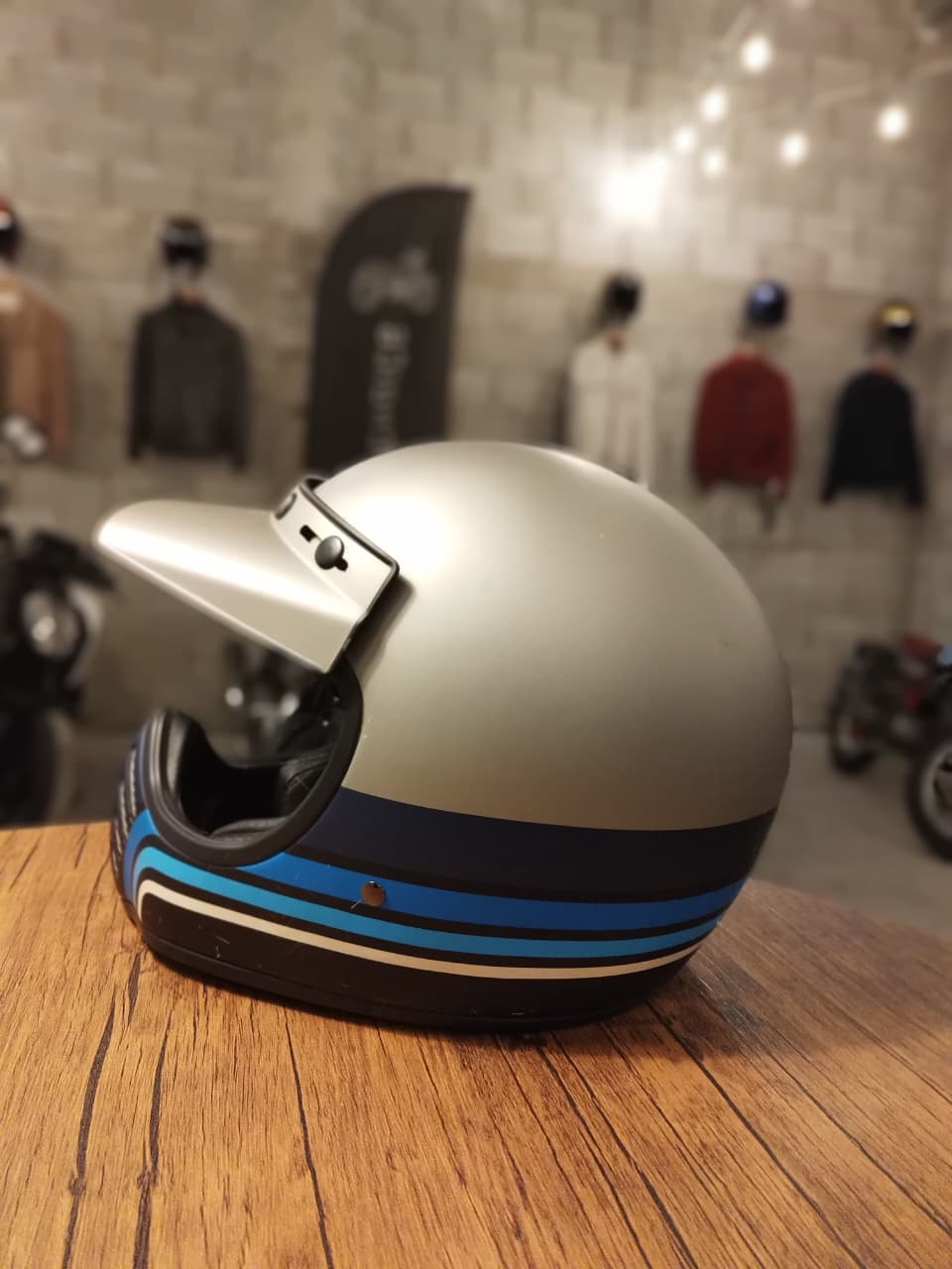 Bell Moto 3 Stripes Silver/Black/Blue - ECE (Size: XLarge 61-62)