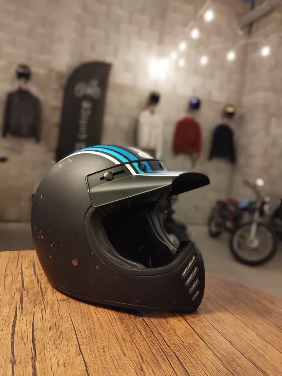 Bell Moto 3 Stripes Silver/Black/Blue - ECE (Size: XLarge 61-62)