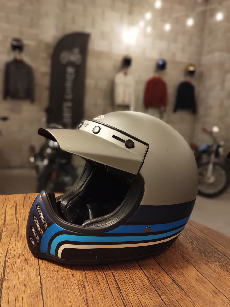 Bell Moto 3 Stripes Silver/Black/Blue - ECE (Size: XLarge 61-62)