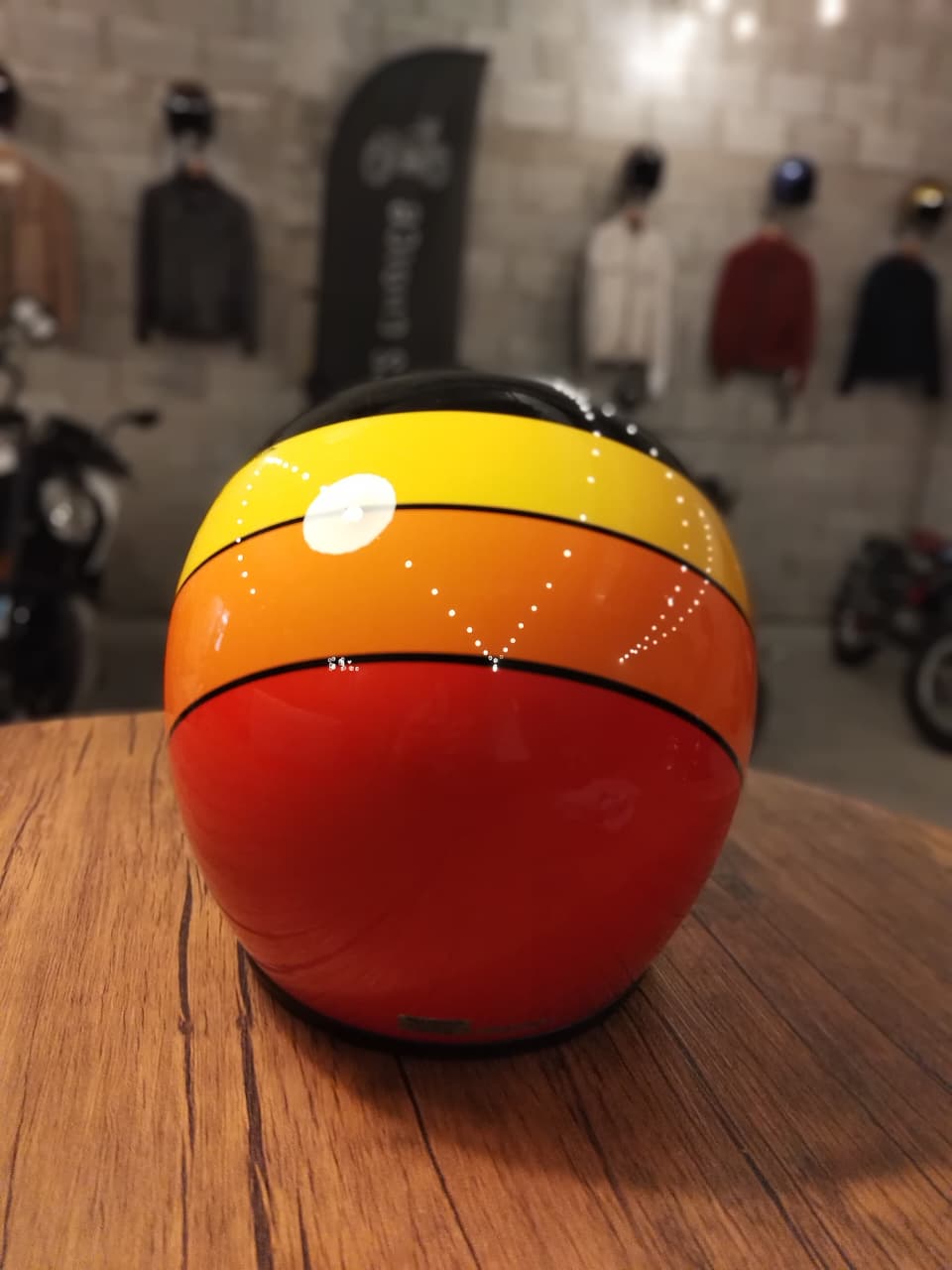Bell Custom 500 Unisex Motorcycle Helmet Large Black/Yellow/Orange/Red (Size: Large 59-60)