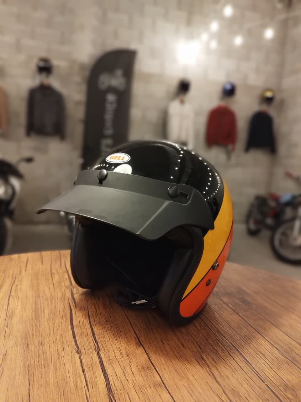 Bell Custom 500 Unisex Motorcycle Helmet Large Black/Yellow/Orange/Red (Size: Large 59-60)