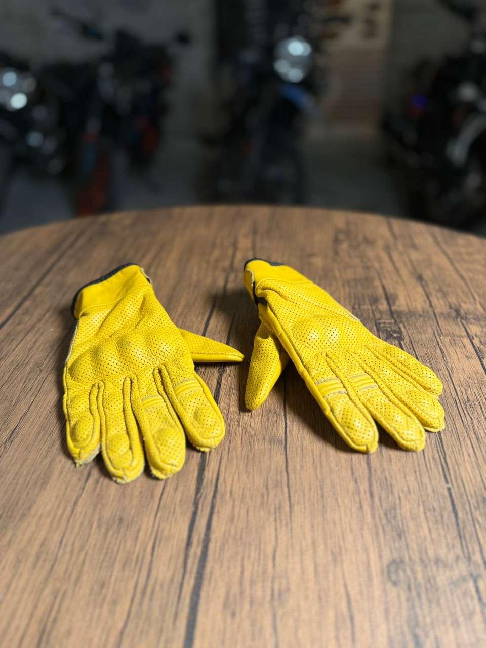 Riders Choice Leather Riding Gloves Yellow (Size Available: Small/Medium/Large)