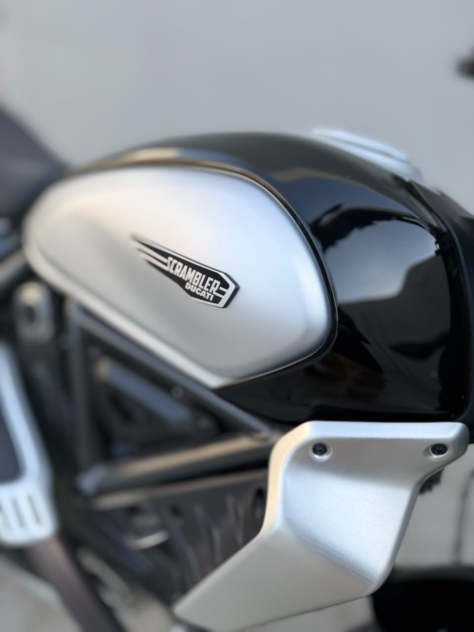 2024 Ducati Scrambler Icon 800