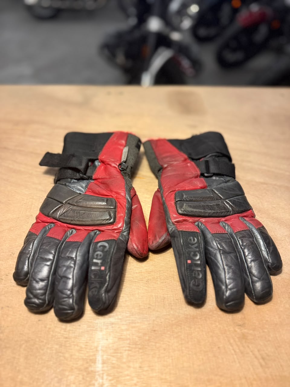 Hein Gericke Motorcycle Gloves Red/Black (Size: XLarge)