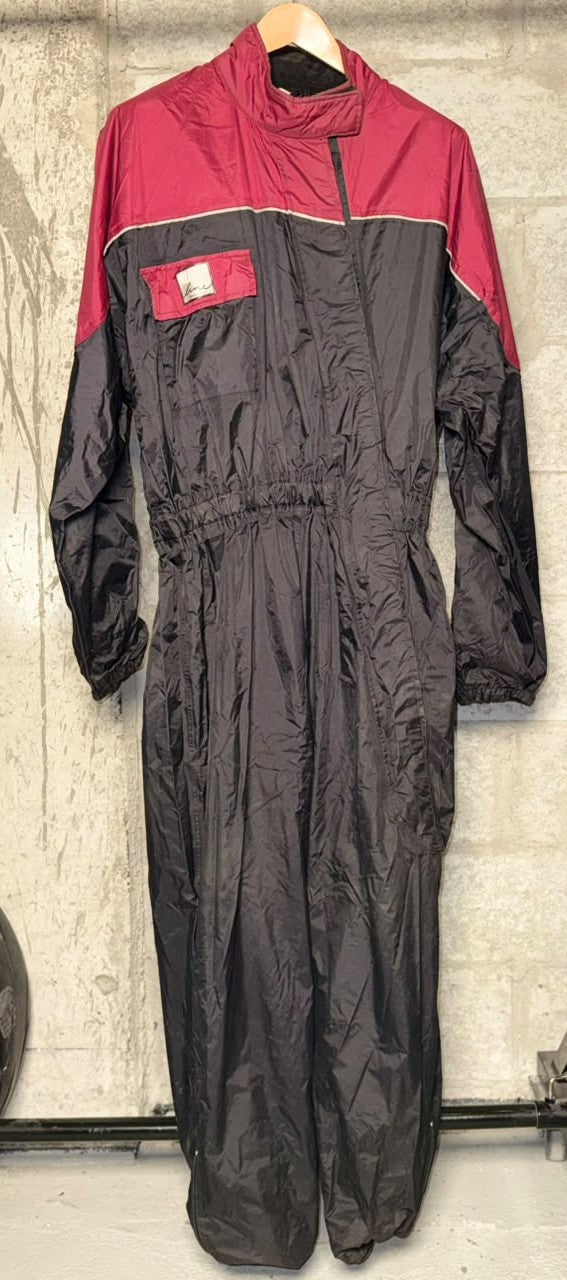 Motoline Waterproof Oversuit Black/Maroon (Size: XLarge)